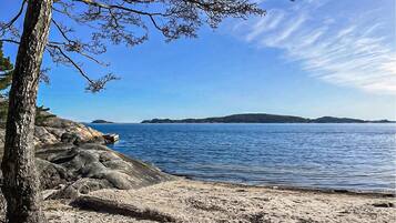 Playa en los alrededores y pesca