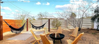 Joshua Tree 4BR | Hot Tub by Colby & Conrad