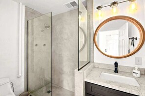 Shower, hair dryer, towels - Joshua Tree 4BR Home | Hot Tub + Views | C&C (Joshua Tree)