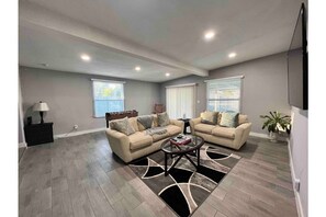 Living area - Modern Simpson Home (Fort Myers)