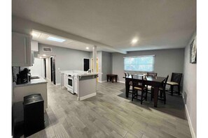 Private kitchen - Modern Simpson Home (Fort Myers)