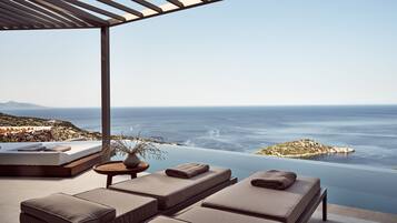 Villa Supérieure, 2 chambres, piscine privée (Early Dawn) | Terrasse/Patio