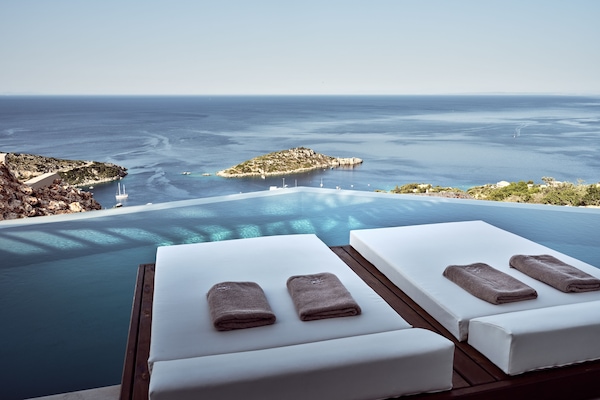 Superior Villa, 2 Bedrooms, Private Pool (Early Dawn) | Private pool