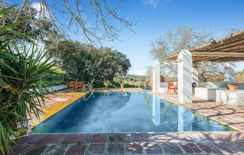 Pet friendly home in Valverde de Leganés
