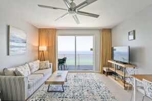 Smart TV - Front Beach condo near pier with gym and great sunset views (Panama City Beach)