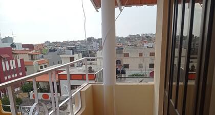 Double room with private bathroom and terrace (Praia town)