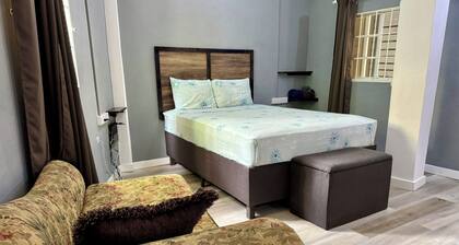 Belmont Apartments/Modern affordable accommodations