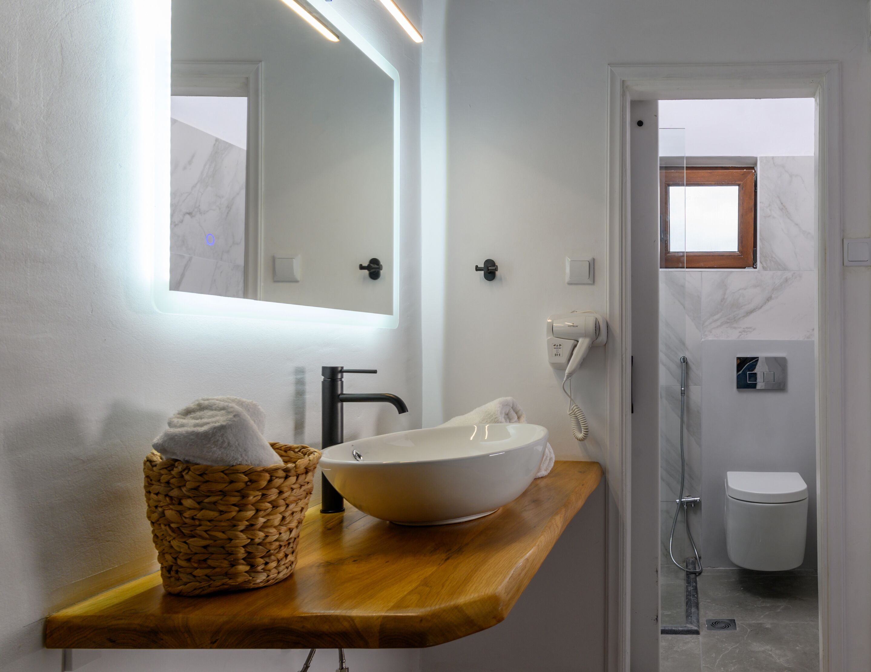 Panoramic Suite | Bathroom