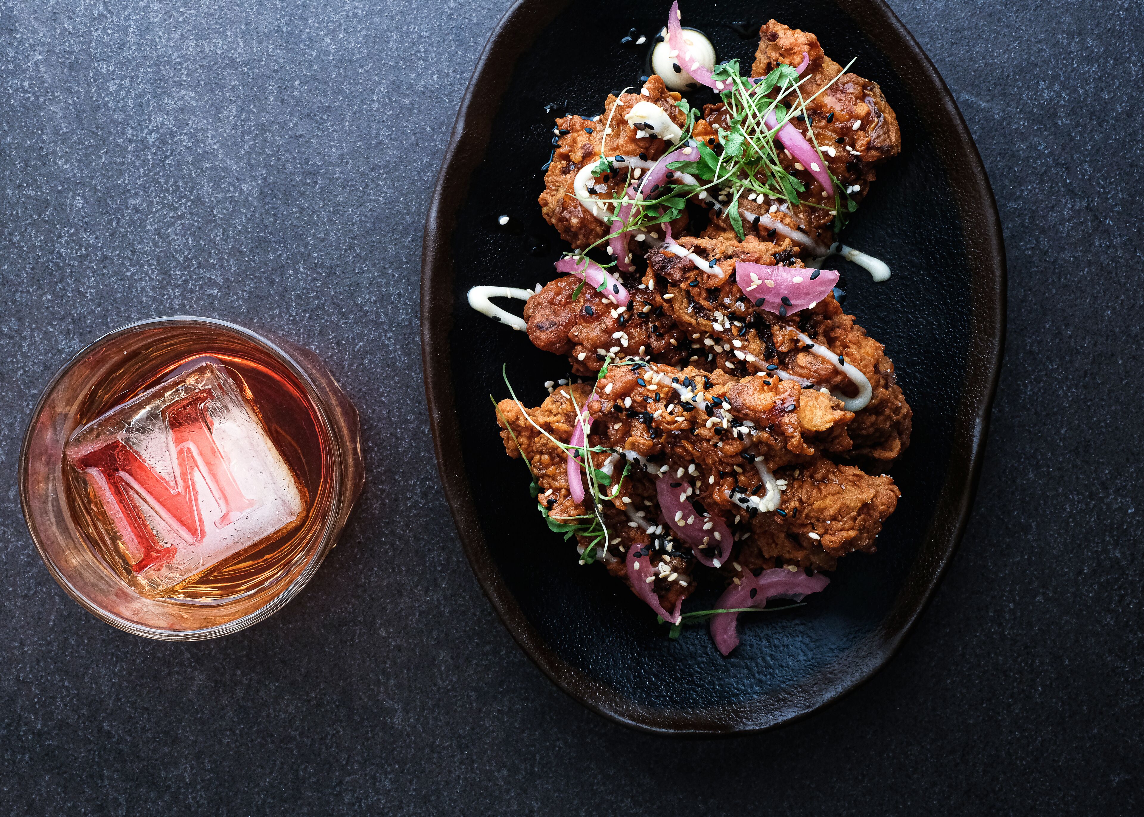 serves dinner and happy hour