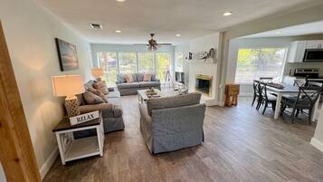 Smart TV, video games, table tennis, computer monitors