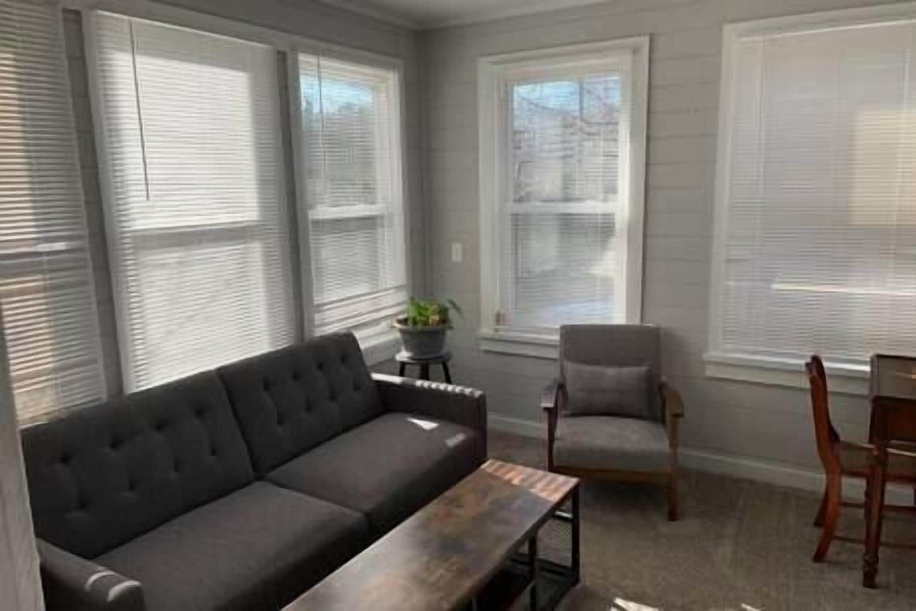 Charming Cottage Falmouth Cape Cod 2BR+1Bath Deck
