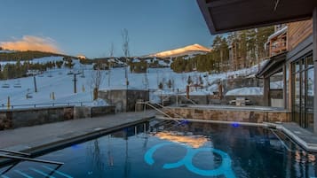 Innenpool, Außenpool