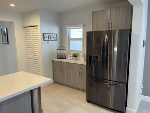 Private kitchen - Miami Luxury Glamorous @Midtown sleeps 14 Hot Tub (Miami)