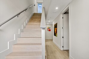 Interior - Miami brand new 3BR House/Rooftop Terrace BBQ (Miami)