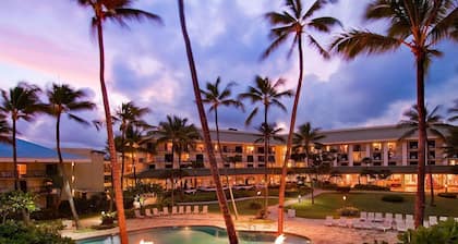 Kauai Beach Resort, Top Floor, Pool View
