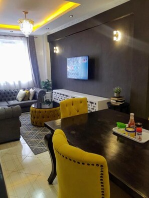 Living area - Sandalwood Suites Nakuru (Nakuru)