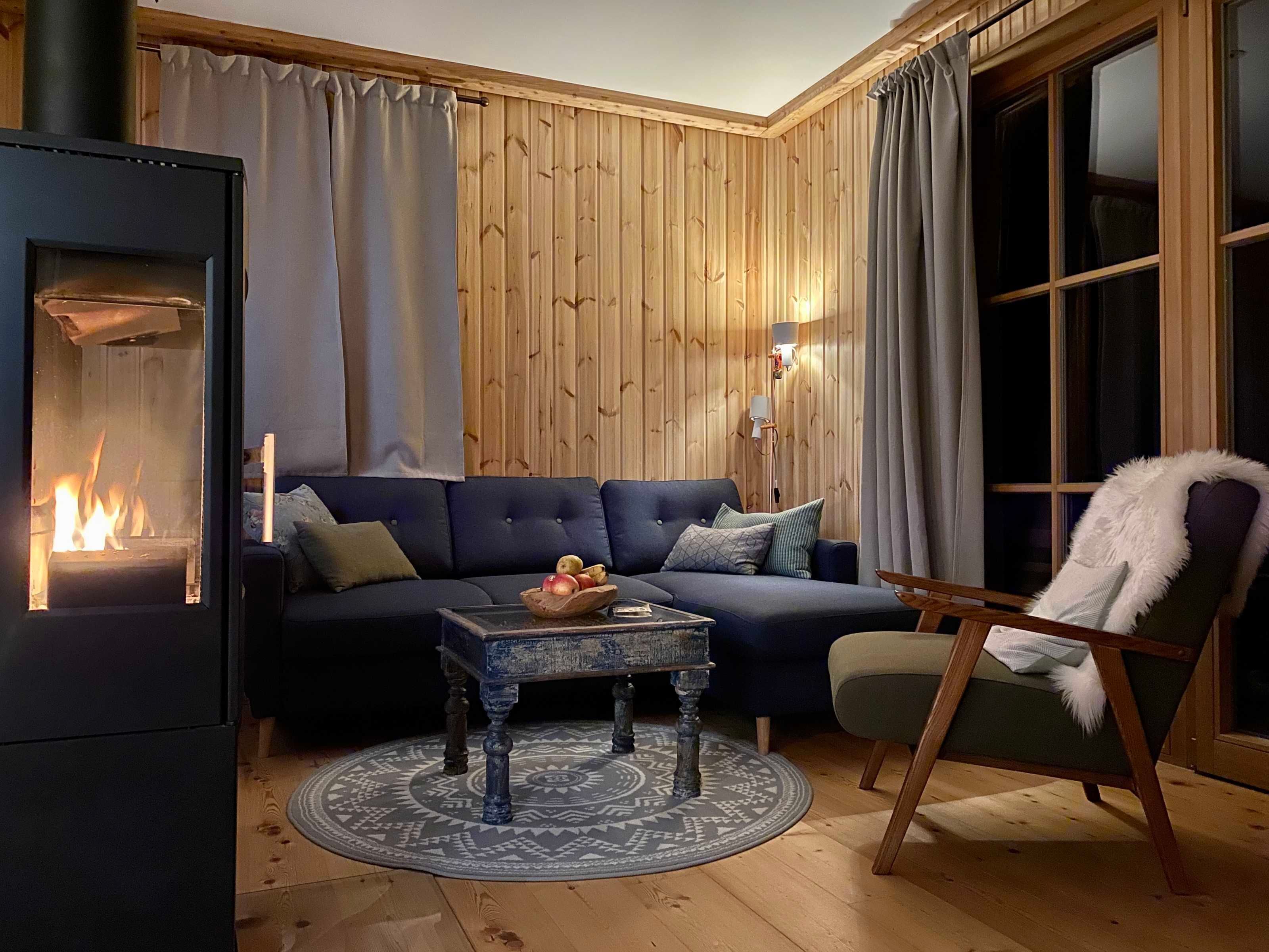 Fernseher, Kamin