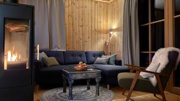 Fernseher, Kamin