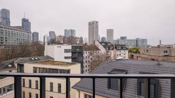 Studio Confort | Vue sur la ville
