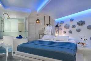 Basic Double Room | In-room safe, soundproofing, iron/ironing board, free WiFi - Kouros Home and Suites (Rhodes)