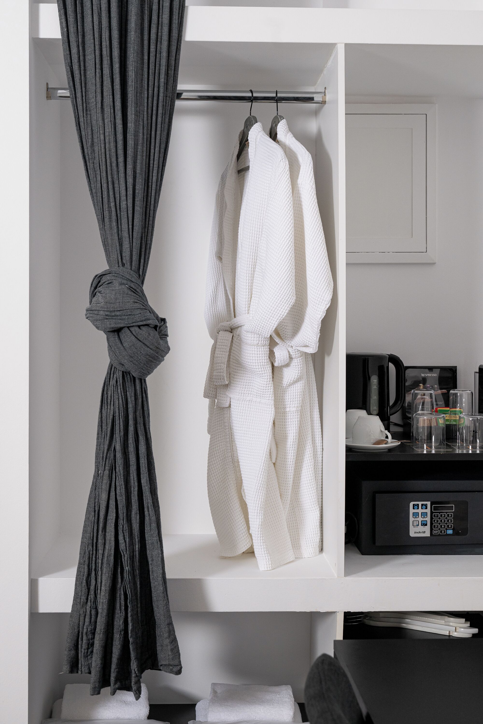 Photo - Athens Flair