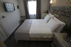 Kamar Standar | Seprai katun Mesir, seprai premium, minibar gratis, dan brankas