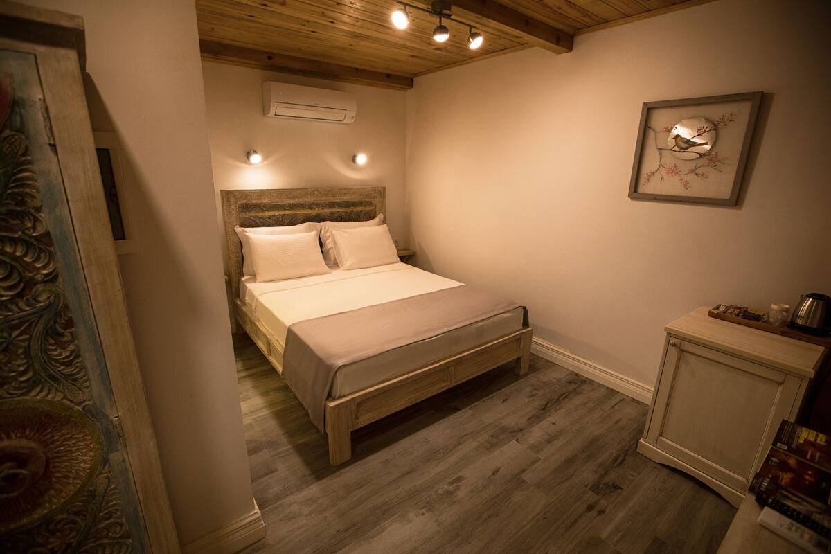 Standard Room No:7 | 私人廚房 | 電熱水壺