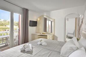 1 bedroom, in-room safe, blackout curtains, iron/ironing board
