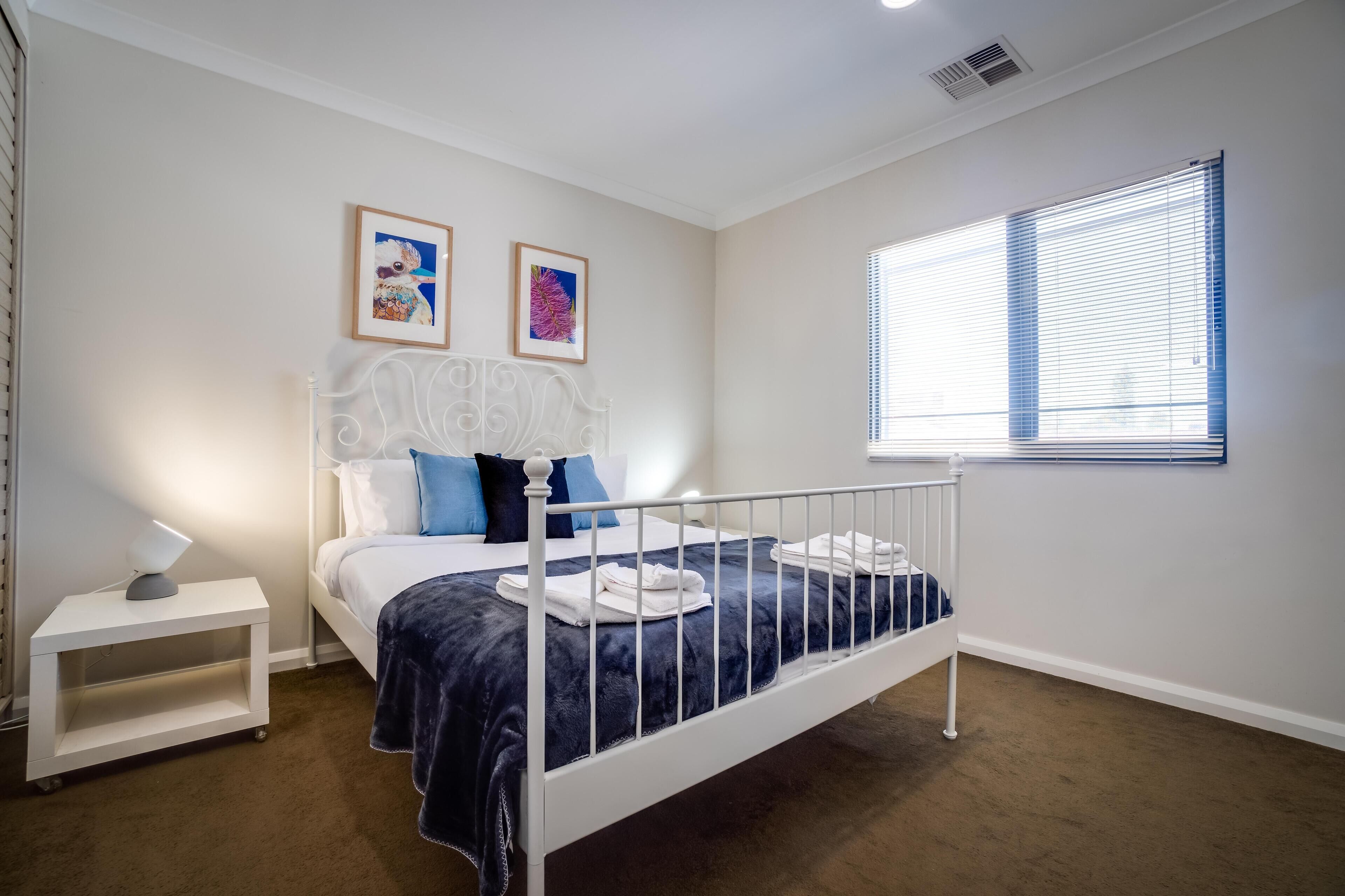 3 South Perth Family Property - sleeps 6 - one car bay