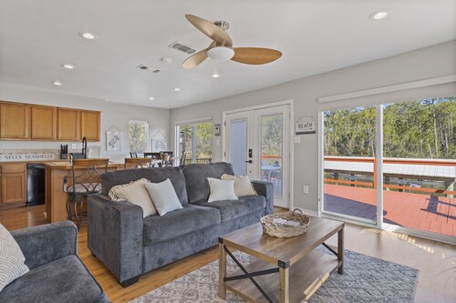 *Pelican Pass* Golf/Fish/Swim / Incredible water views!