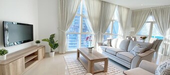 EVA - 2BR Apt in the heart of Dubai