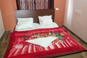 Desk, bed sheets