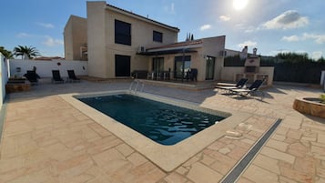 Alberca al aire libre