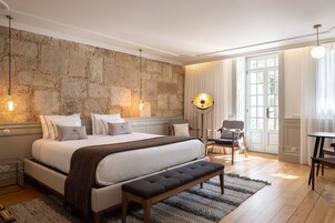 Colchones con efecto memoria y minibar 