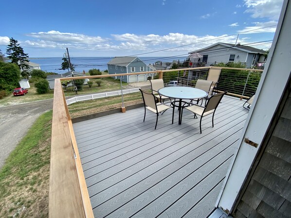 Outdoor dining - Recently updated cottage featuring beautiful easterly views of Casco Bay (Bailey Island)