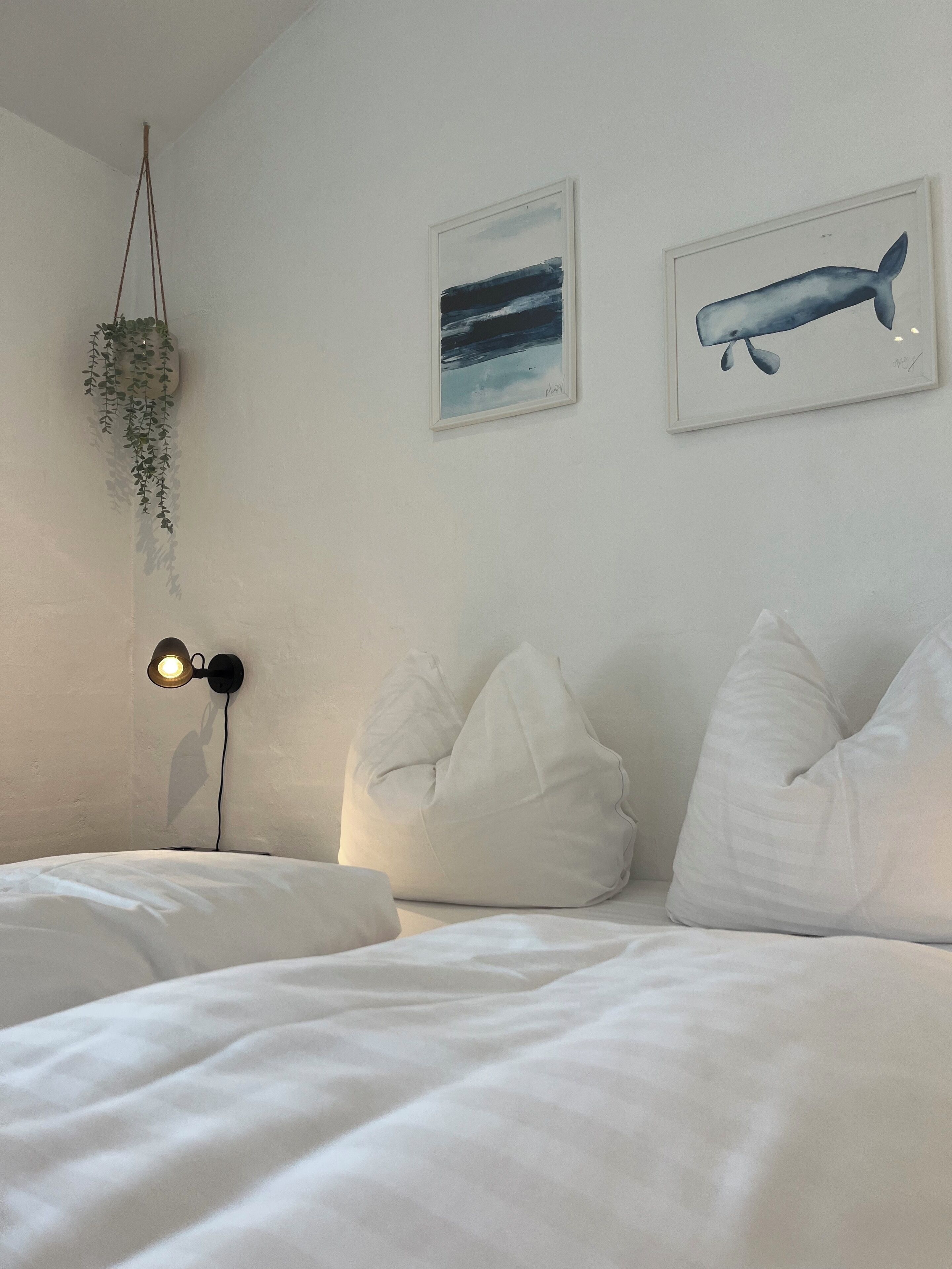 Economy-Doppelzimmer, 1 Queen-Bett, Nichtraucher | Minibar, Verdunkelungsvorhänge, kostenloses WLAN, Bettwäsche