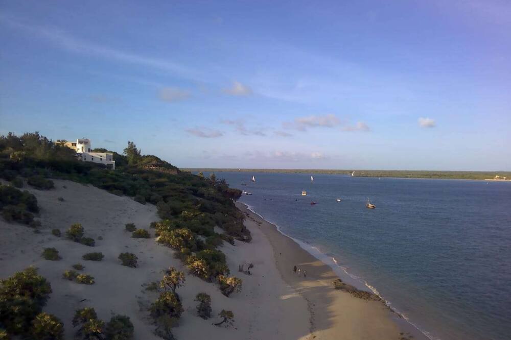 Wiyoni Royals Lamu