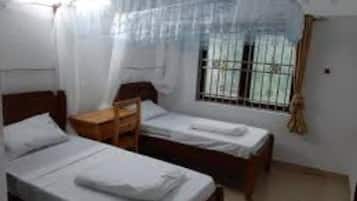 3 chambres, draps fournis