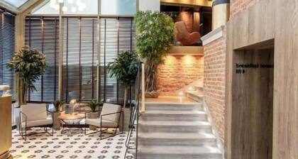 Schuster Boarding House