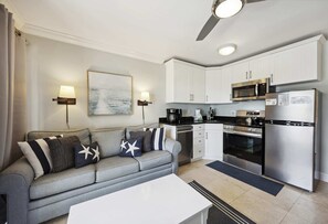 TV, offices - Coastal Breezes & Ocean Views Seaside Hilton Head Villa (Hilton Head Island)