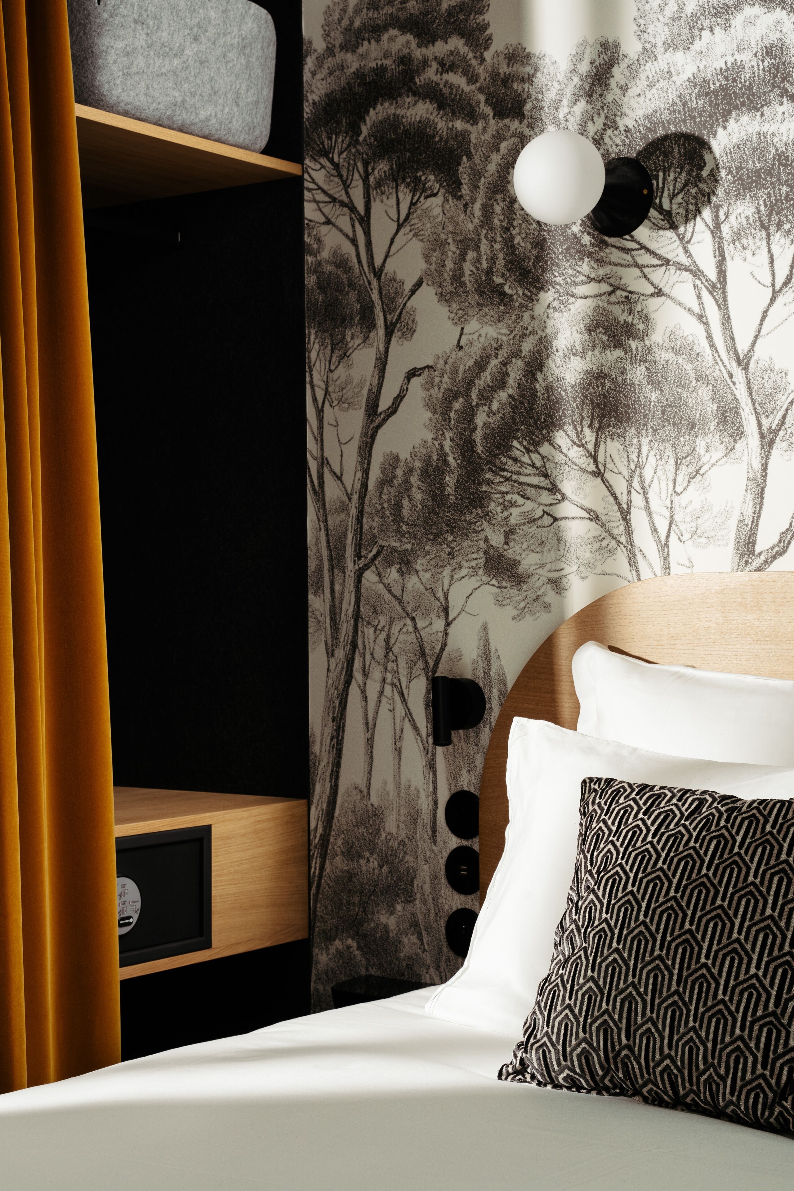 1-br atelier apartment | 1 bedroom, premium bedding, in-room safe, blackout curtains