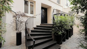 Fachada de la propiedad