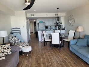 Téléviseur connecté, lecteur de DVD