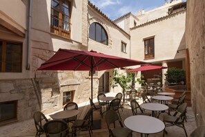 Terrace/patio - Hotel Can Cirera (Palma de Mallorca)