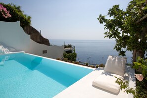 Outdoor pool - Villa Olimpia Positano, sea view and pool close to the center of town (Positano)