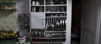 Stay with Music Artist RAME in 1BHK Home - SwanStays