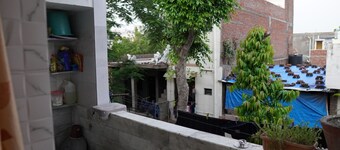 Stay with Music Artist RAME in 1BHK Home - SwanStays