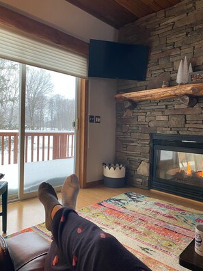 Interior - Gaylord Home + Hottub, On Hole One of Otsego’s Classic (Gaylord)