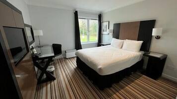 Apartment, Multiple Beds | 20 bedrooms, iron/ironing board, free WiFi, bed sheets