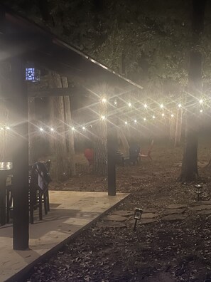 Outdoor dining - Perfect pet friendly holiday getaway! (Coldspring)